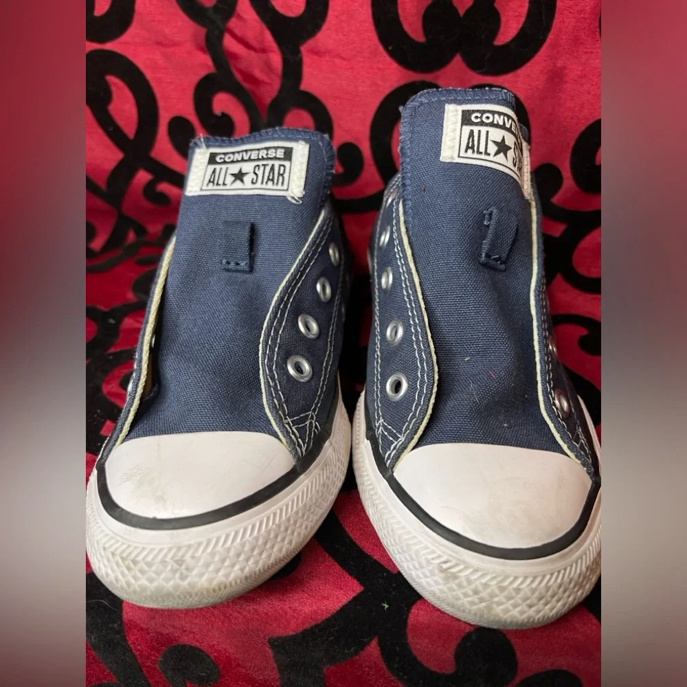 - Boys Low Top Navy Blue Converse Allstar Laces Added